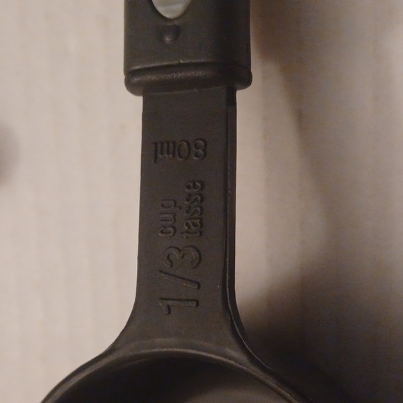 4/$40 Black Measuring Cups With Handles - Set of 4 - Picture 5 of 10